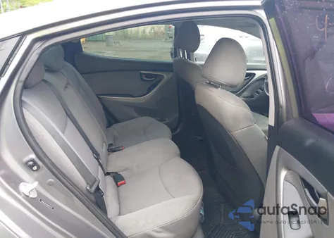 2011 Hyundai Elantra Gls z USA, uszkodzony, nr VIN 5NPDH4AE4BH057254